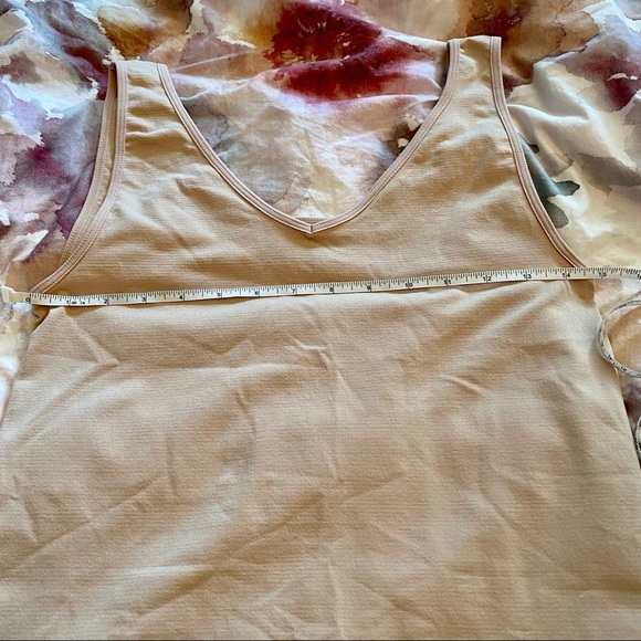 NWOT Maternity Motherhood Seamless Camisole Nude Basic - Picture 4 of 5